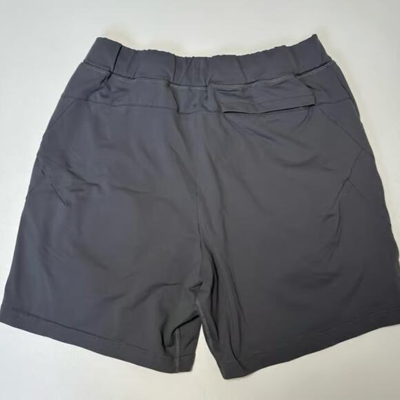 Alphalete Mens Shorts 6" - Picture 2 of 5